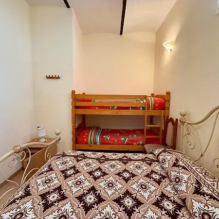 Dimora - L Antico Fienile Del Castello קסטל דה מונטה