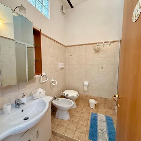 Dimora - L Antico Fienile Del Castello Castel del Monte (Abruzzo)