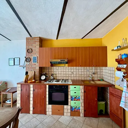 Apartamento Dimora - L Antico Fienile Del Castello Castel del Monte (Abruzzo)
